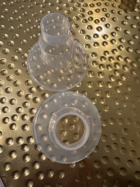 Medela Breast Shields, Silicone Breast Flanges 2pk size 36mm